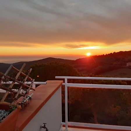 Vista Sulle Isole Dell'Arcipelago Toscano Nibbiaia Bagian luar foto