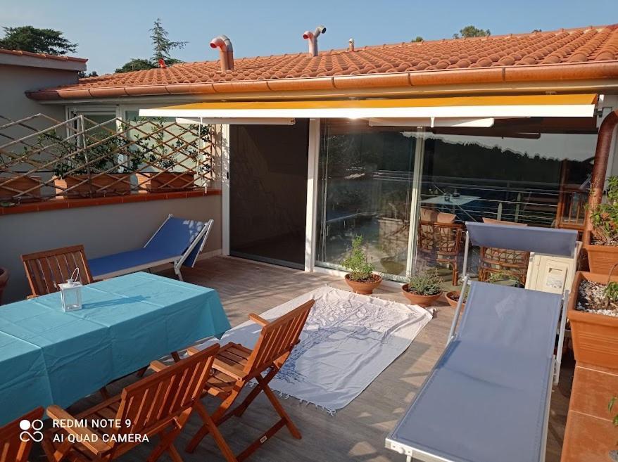 Vista Sulle Isole Dell'Arcipelago Toscano Nibbiaia Bagian luar foto
