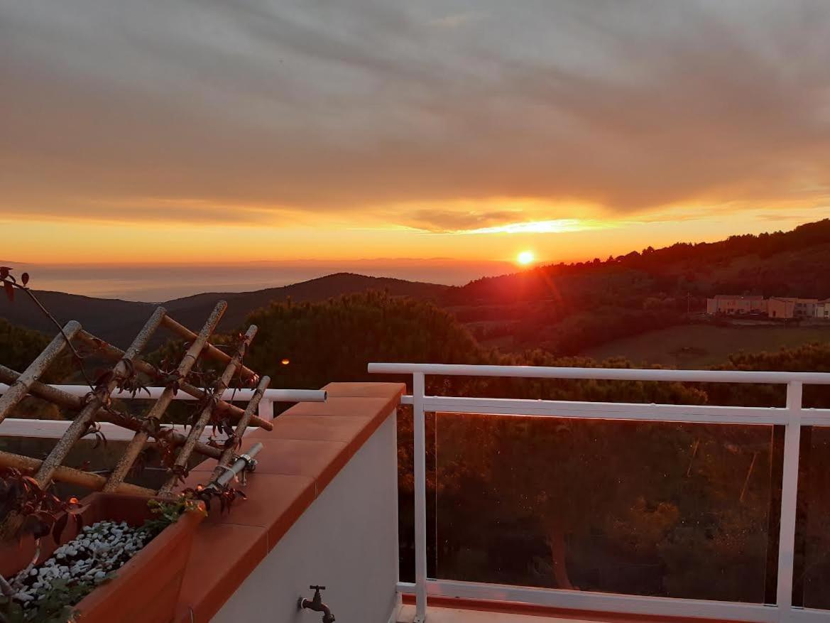 Vista Sulle Isole Dell'Arcipelago Toscano Nibbiaia Bagian luar foto